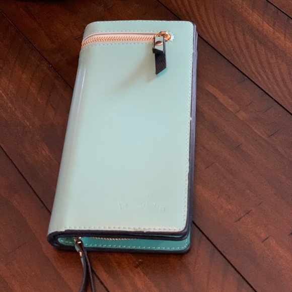 Teal wallet - Picture 1 of 4
